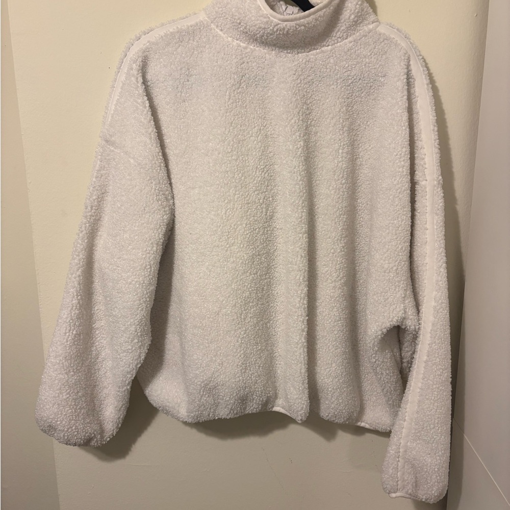 Sherpa quarter zip